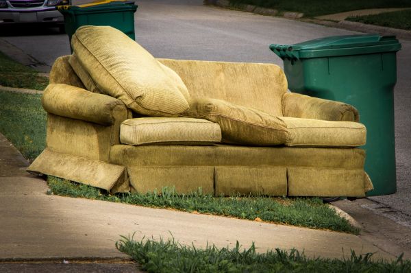 Sofa Removal Service in Yuba City